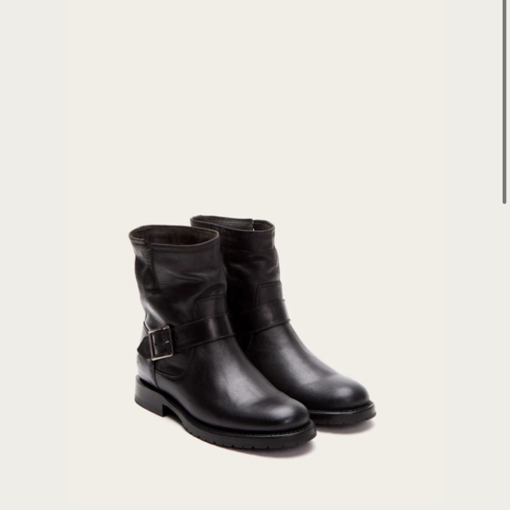 Natalie Engineer Short Frye Boot